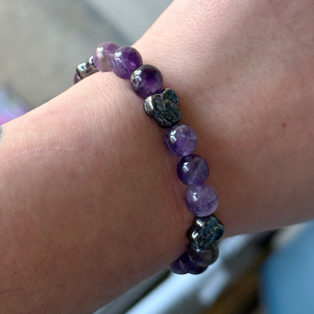 Amethyst Beaded Bracelet with Heart Accents